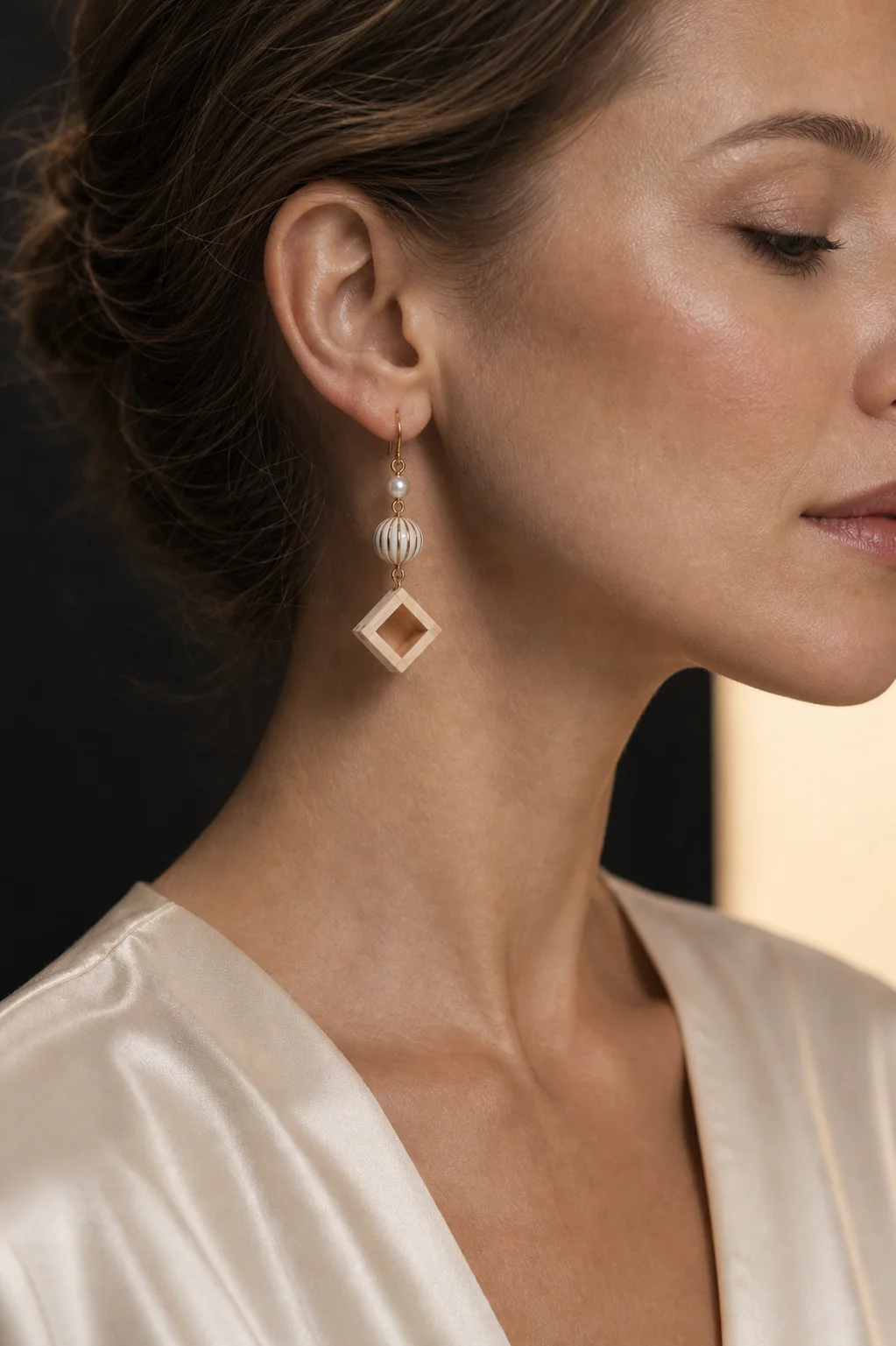 White Temari Pierce 着用写真